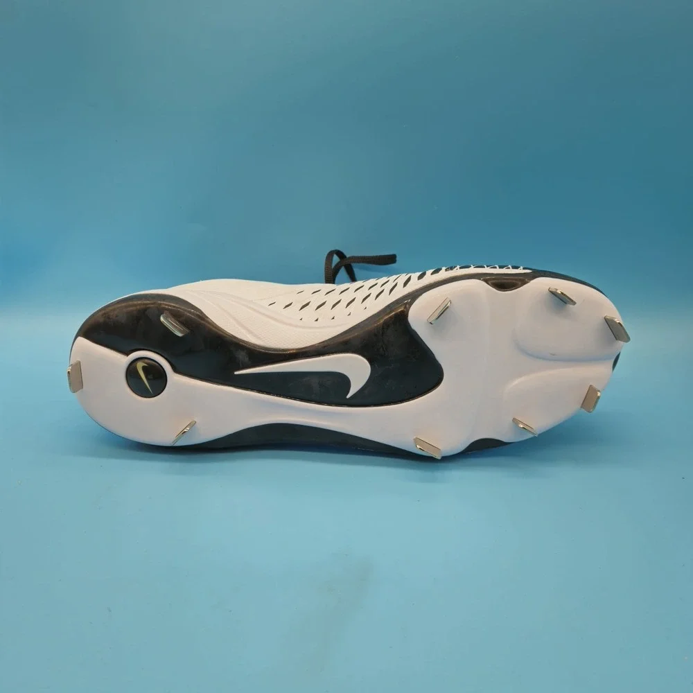 Nike product pair